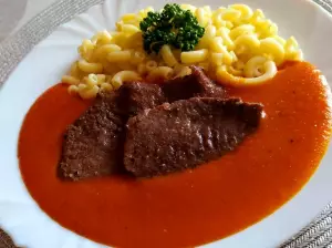 RAJSKÁ OMÁČKA S MASÍČKEM A TĚSTOVINKAMI
